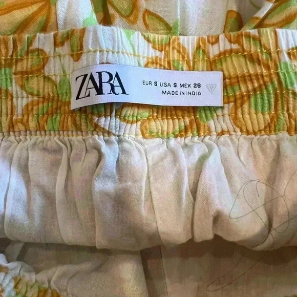 Zara shorts size small, floral, flower print, yellow, summer, spring - Picture 2 of 4